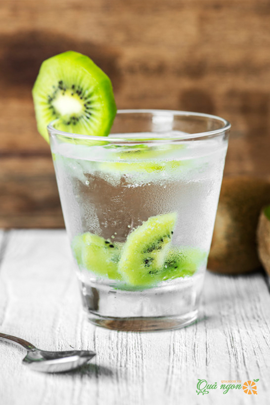 Nước ngâm kiwi bạc hà Detox giảm cân