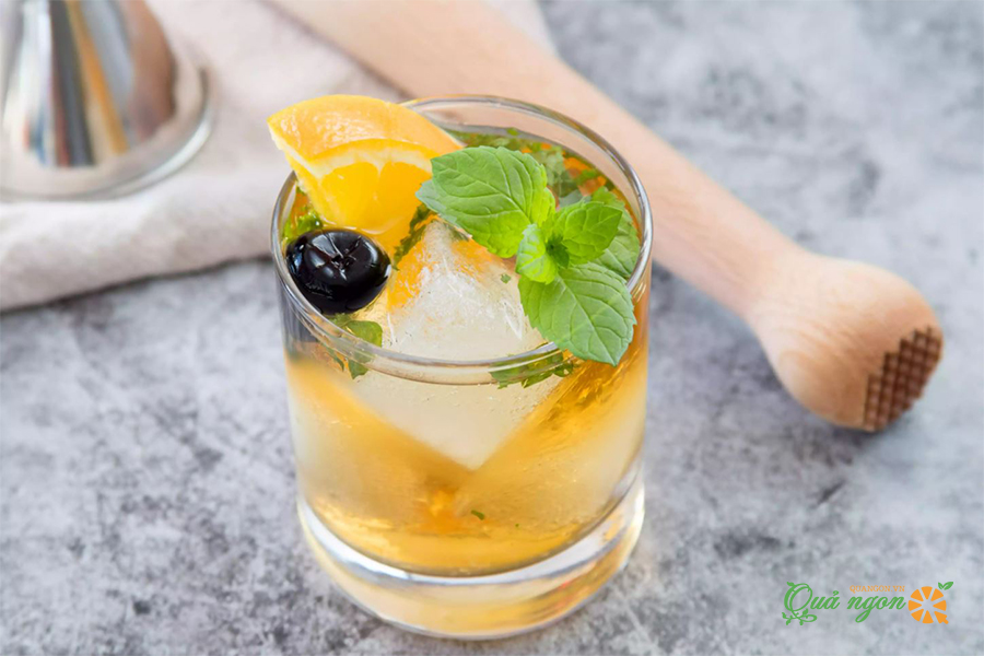 Cocktail Whiskey Smash cổ điển