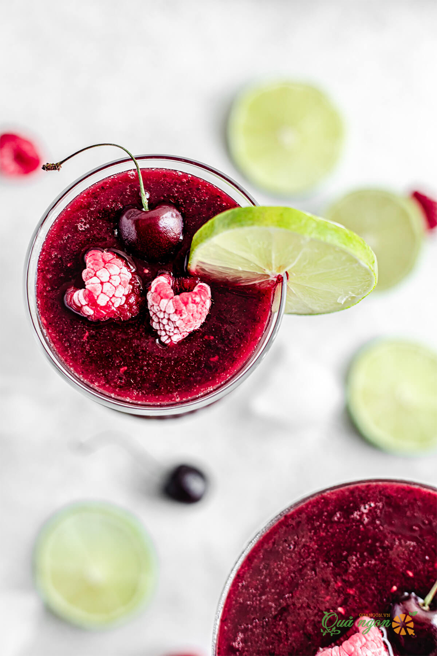 Công thức Cocktail Daiquiri từ cherry và mâm xôi đông lạnh